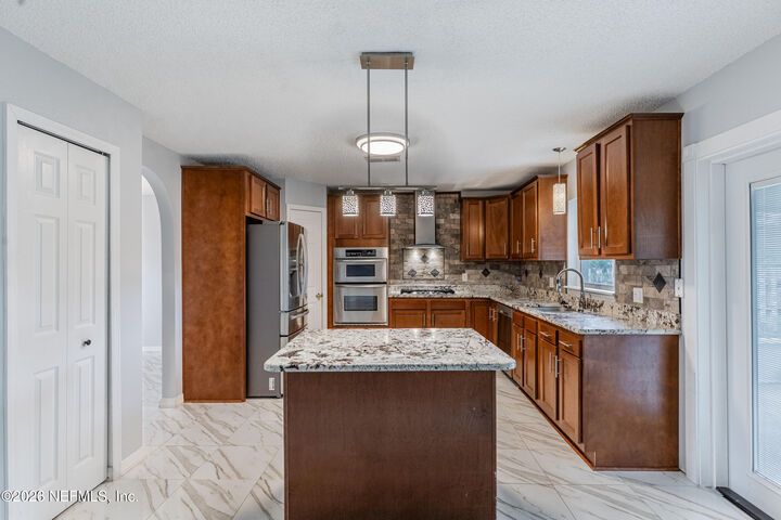Property Photo:  3388 Glenn Hollow Court  FL 32226 