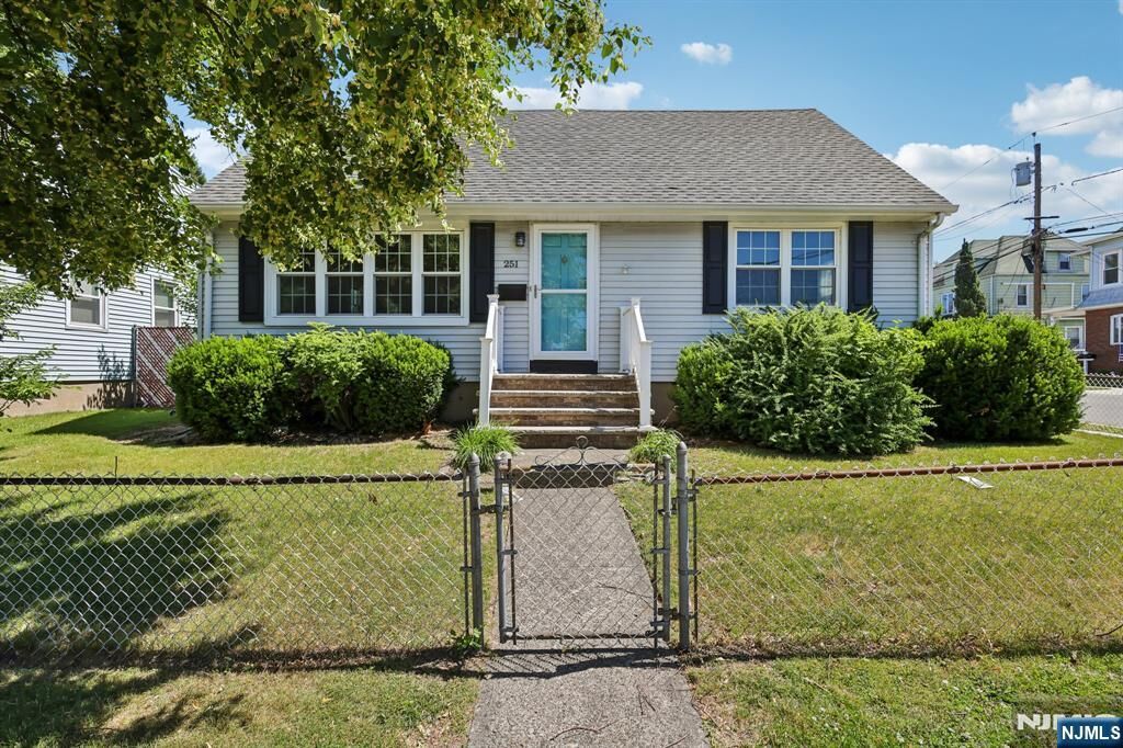 Property Photo:  251 Main Street  NJ 07073 