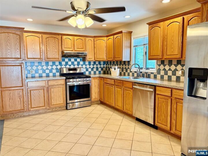 Property Photo: 25 Dell Glen Avenue NJ 07644