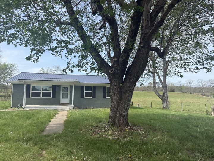 Property Photo: 8115 Levee Road KY 40337