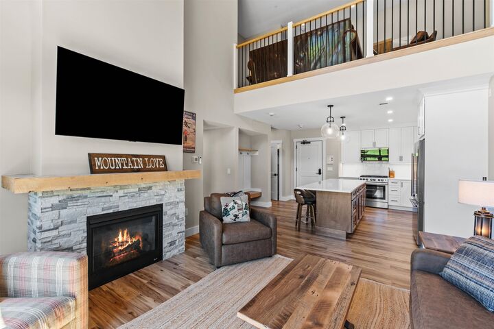 Property Photo:  243 Skimobile Road  NH 03860 
