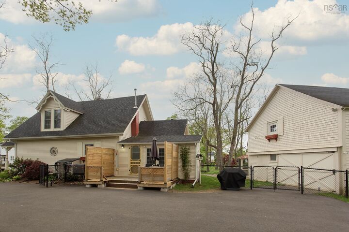 Property Photo:  2151 Highway 1  NS B0P 1A0 