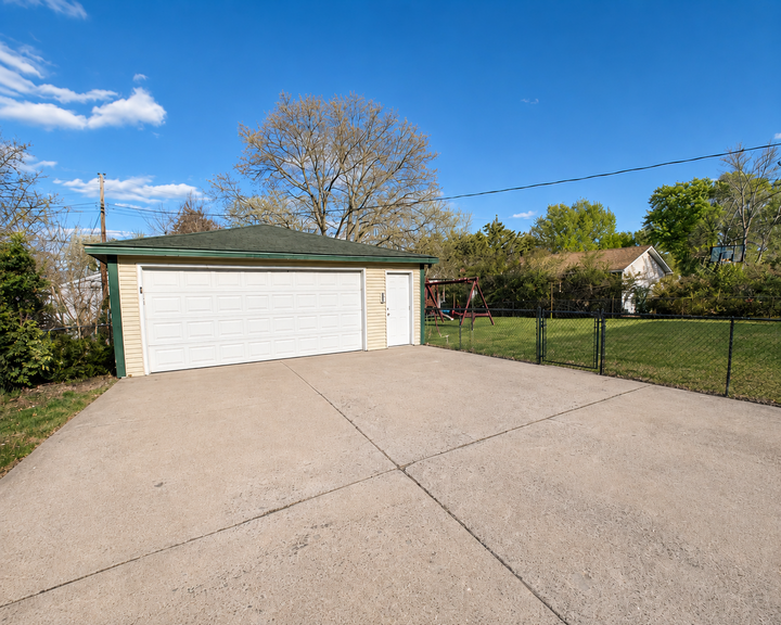 Property Photo: 10441 Arrowhead Street NW MN 55433