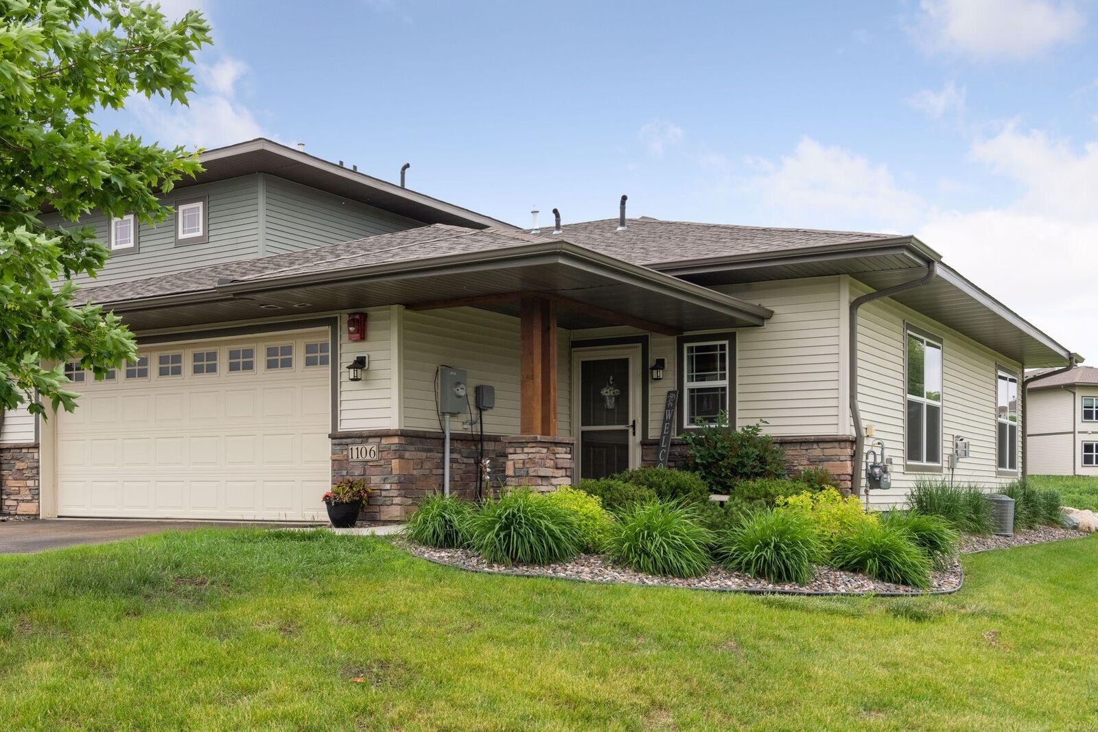Property Photo: 1106 Lorraine Court MN 55315