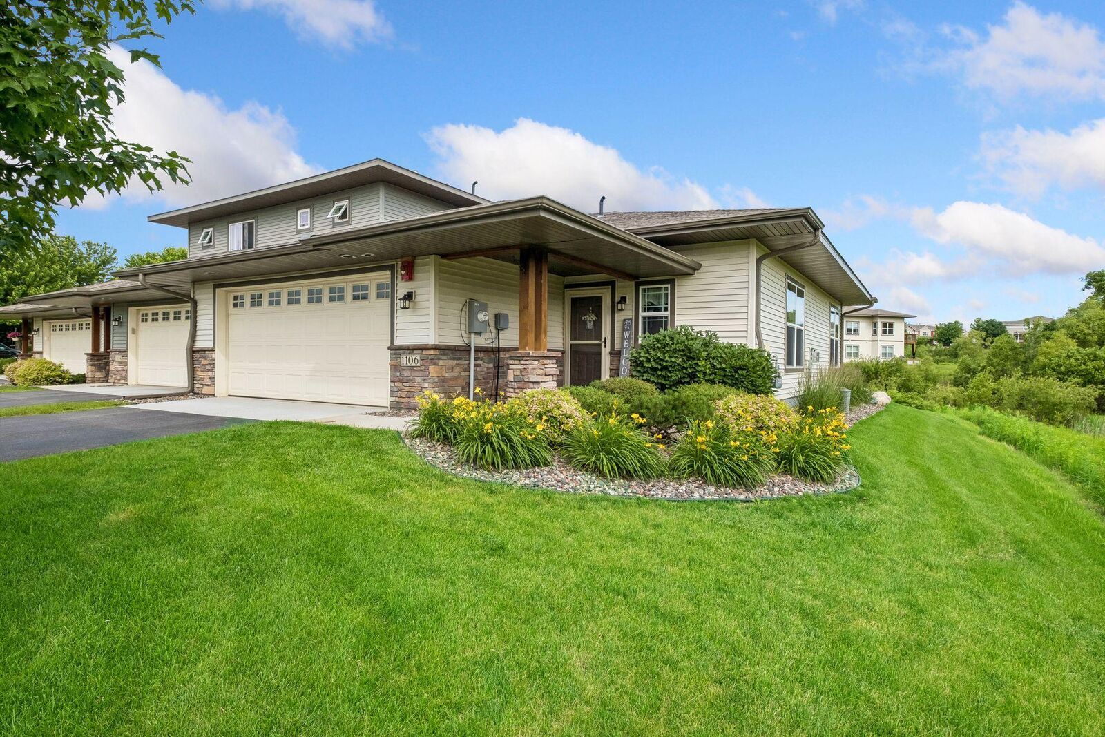 Property Photo: 1106 Lorraine Court MN 55315