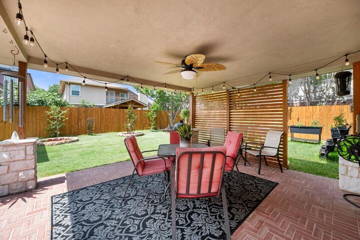 Property Photo:  2404 Bennington Drive  TX 76018 