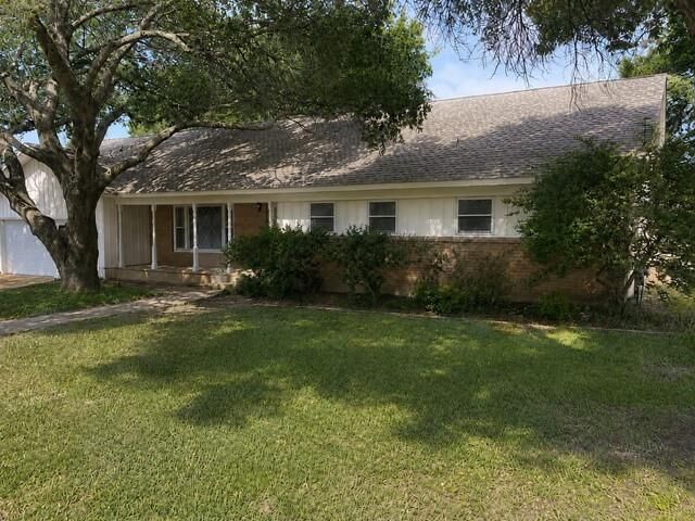 Property Photo: 3100 Cortez Drive TX 76116