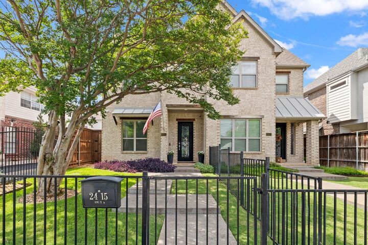 Property Photo: 2415 Knight Street A TX 75219