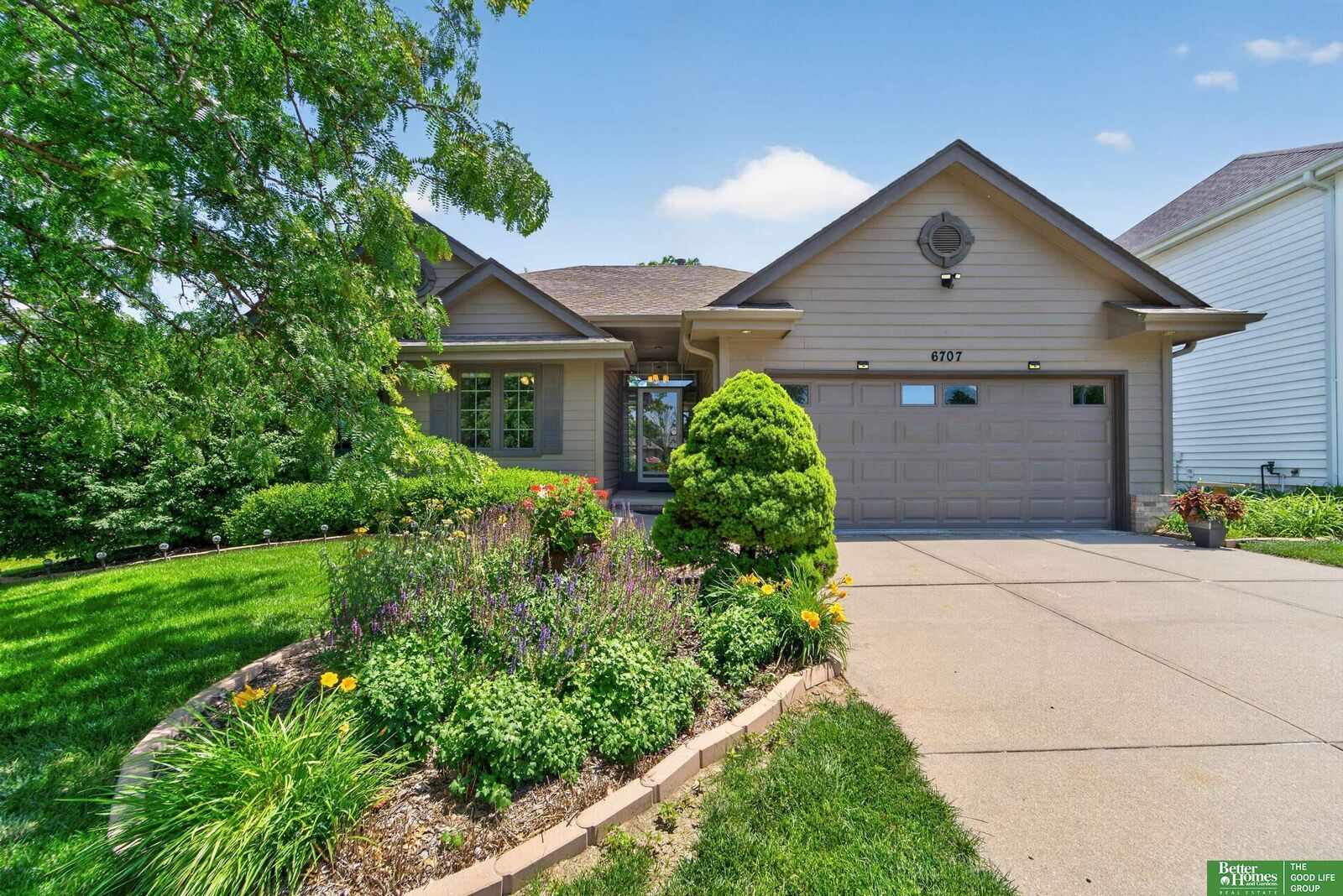 Property Photo:  6707 S 163rd Street  NE 68135 