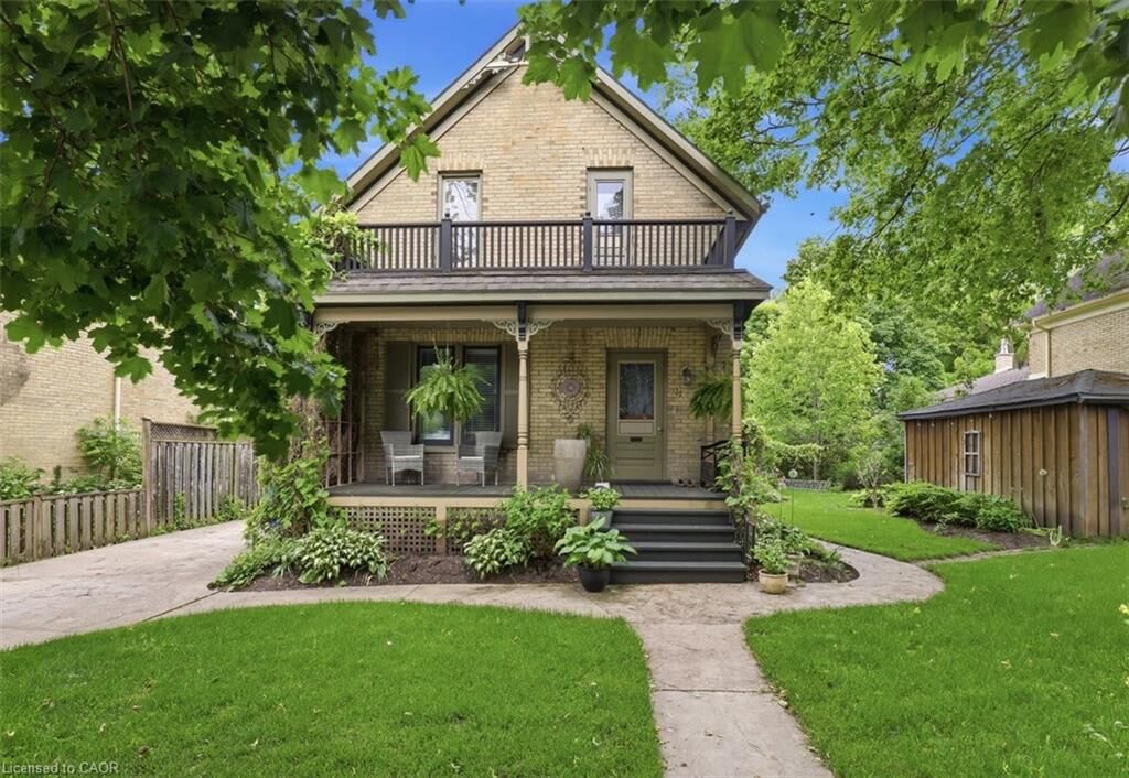 Property Photo: 31 John Street E ON N2J 1E6
