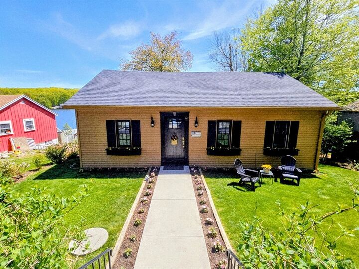 Property Photo:  67 S Charlton Shore Rd  MA 01507 