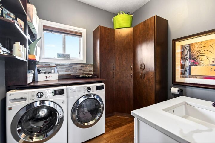 Property Photo: 27240 392 Township 250 AB T4S 1X5