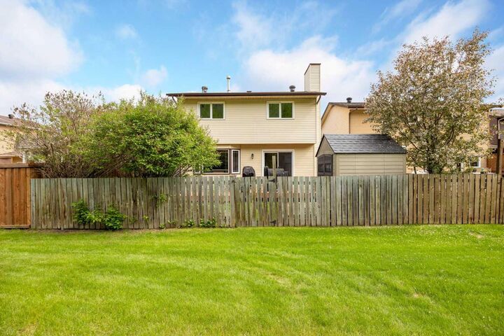 Property Photo:  117 Goodwin Place  AB T9J 1K1 