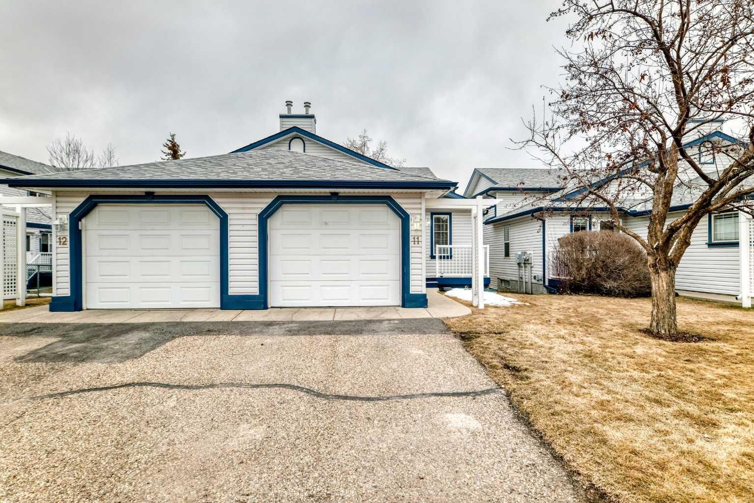 Property Photo: 33 Stonegate Drive NW 11 AB T4B 2V6