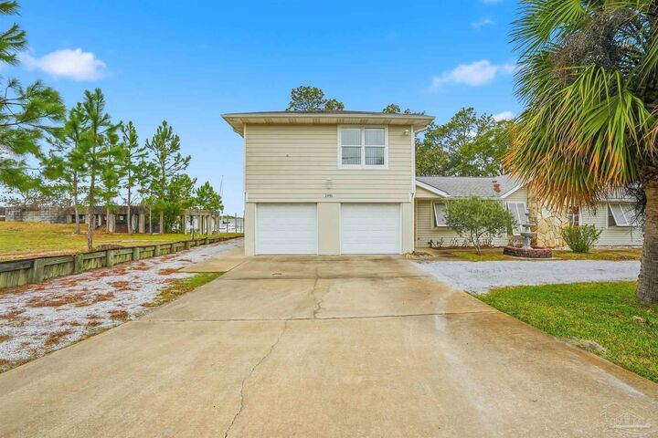 Property Photo: 1491 W Highway 98 FL 32569
