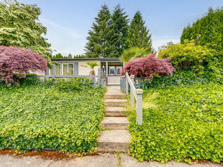Property Photo:  4209 NE 105th St  WA 98686 