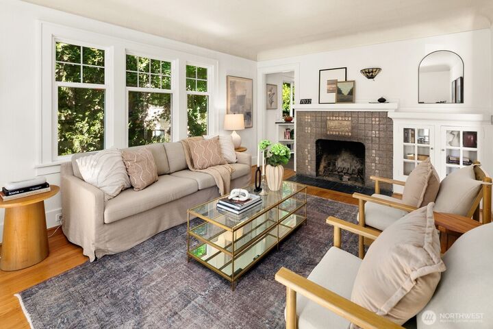 Property Photo:  7032  15th Avenue NE  WA 98115 