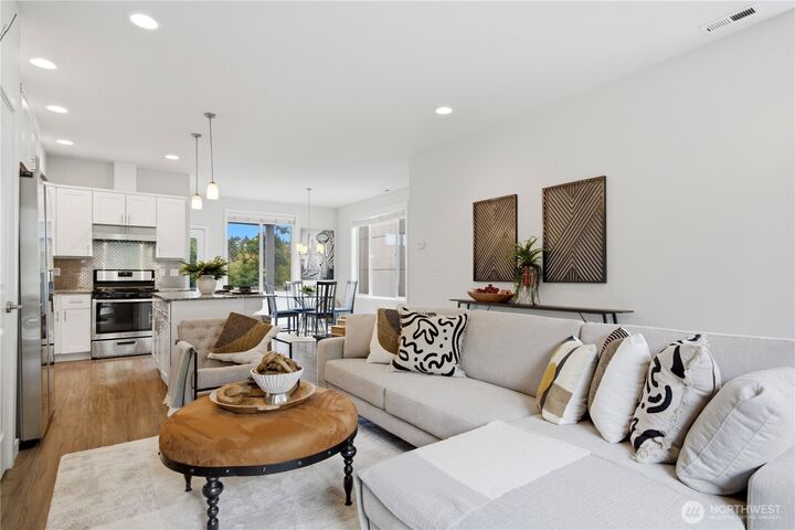 Property Photo:  4115  Delridge Way SW  WA 98106 
