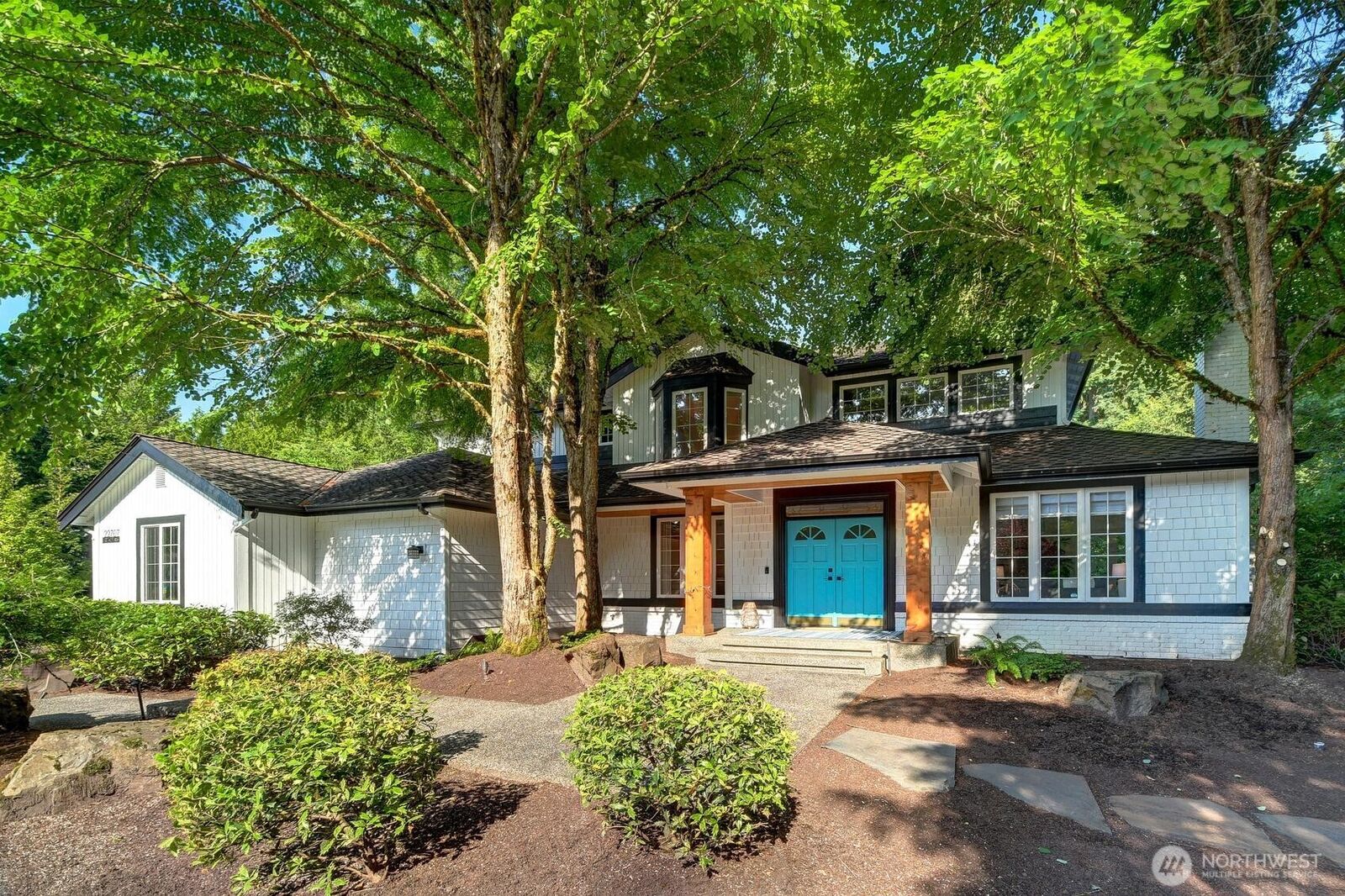 Property Photo: 22707 NE 142nd Place WA 98077