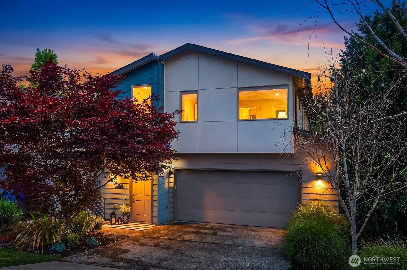 Property Photo: 5903 20th Avenue S WA 98108
