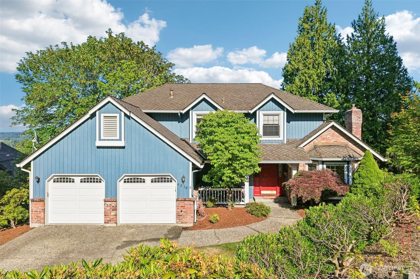 Property Photo: 4518 164th Court NE WA 98052