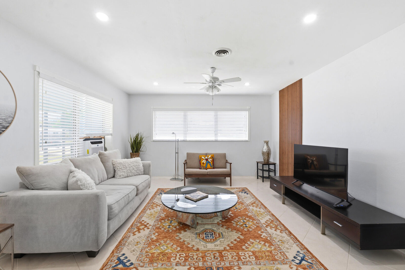Property Photo:  23 NE 19th Avenue  FL 33060 