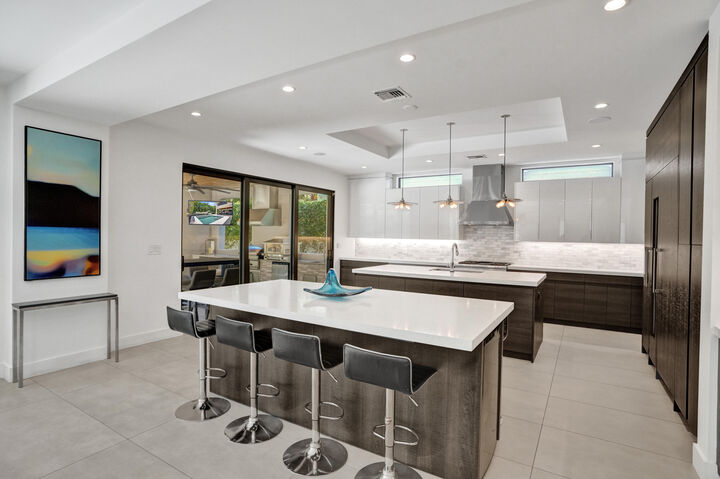 Property Photo: 918 SE 8th Street FL 33316