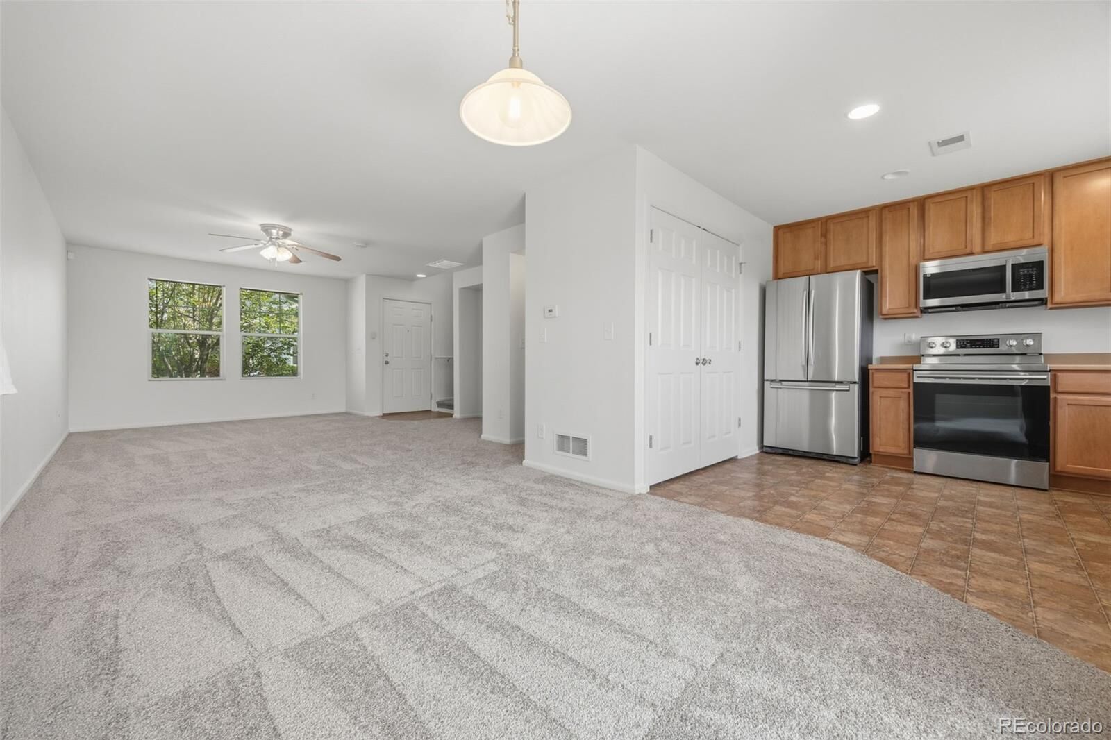 Property Photo:  19171 E 58th Avenue D  CO 80249 