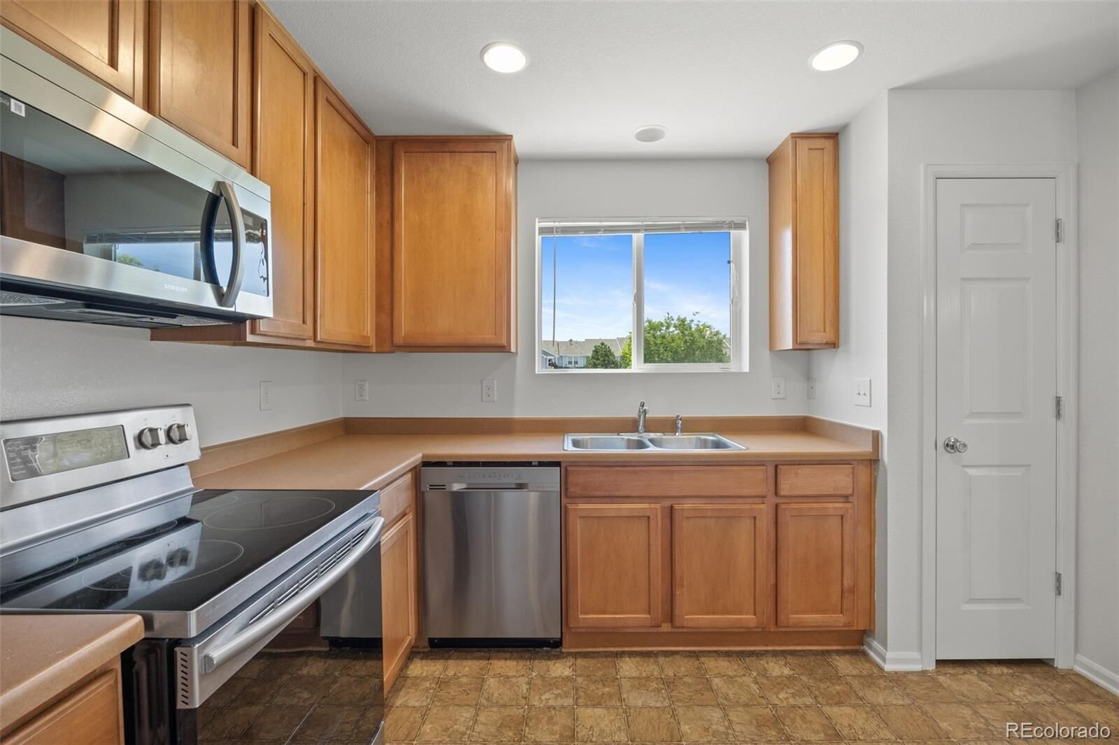 Property Photo: 19171 E 58th Avenue D CO 80249