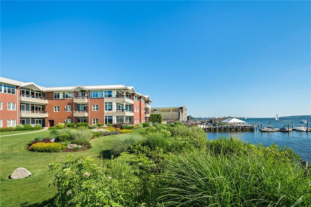 Property Photo: 341 Thames Street 302-S RI 02809