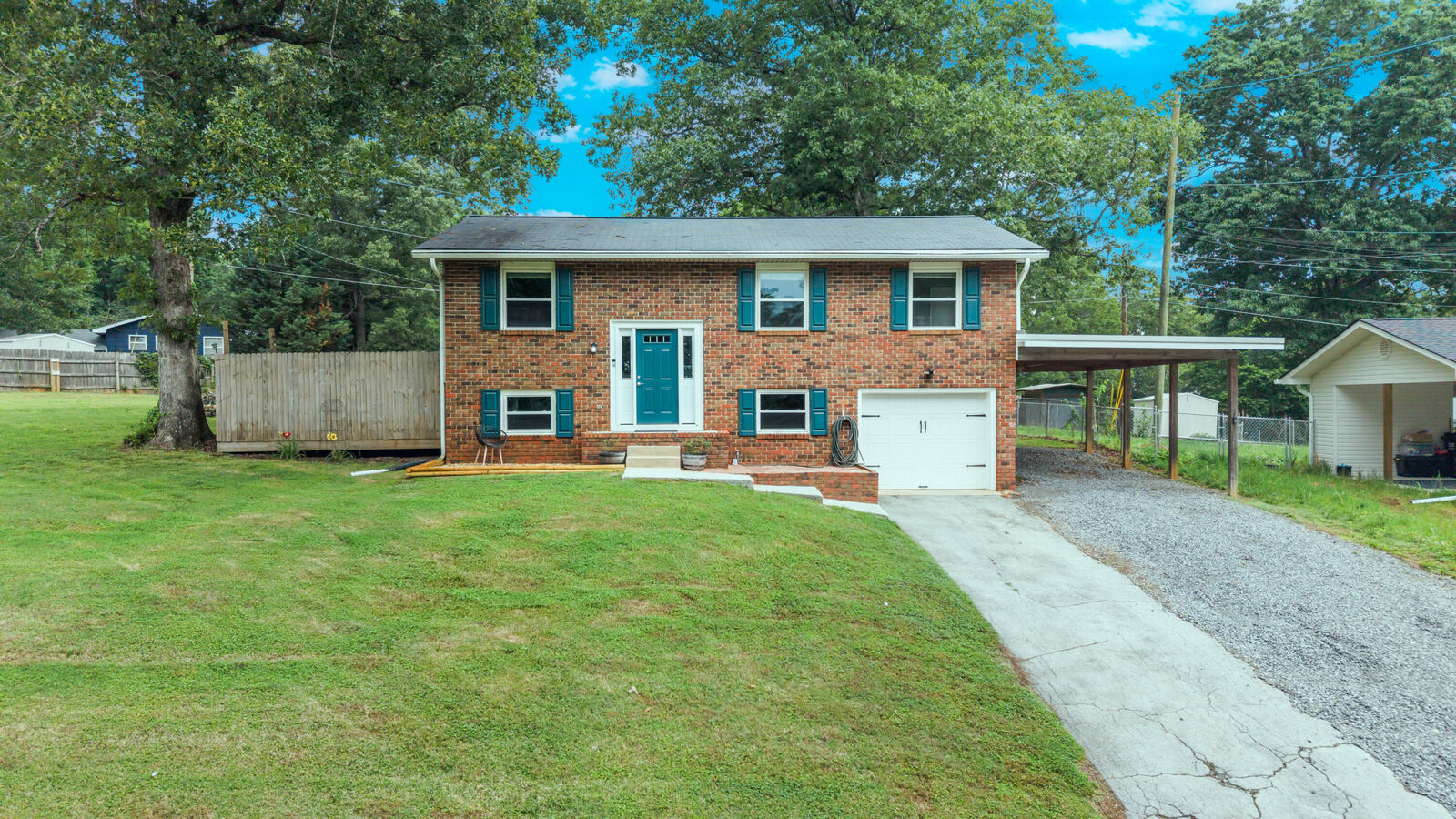 Property Photo: 6035 Porter Drive TN 37341