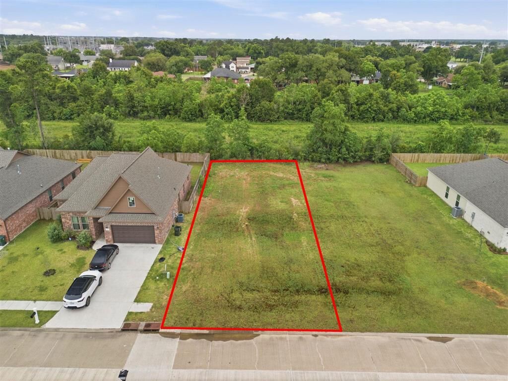 Property Photo: Lakewood Pointe (39) Lane LA 70605