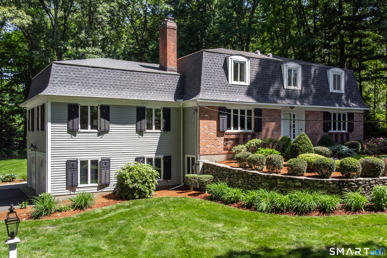 Property Photo: 400 Beacon Hill Drive CT 06410