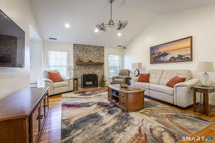 Property Photo:  255 East Road  CT 06016 