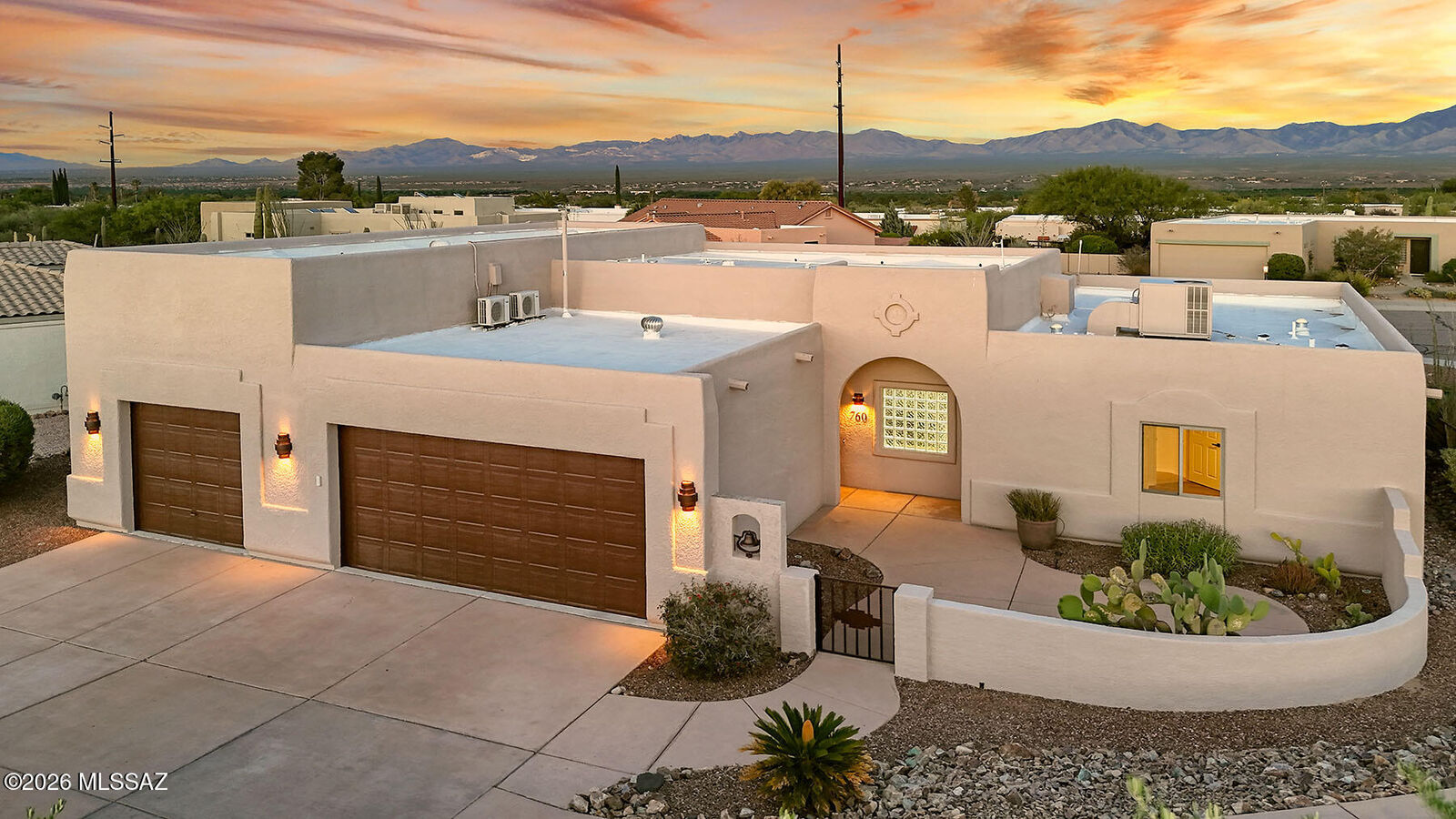 Property Photo: 760 S Placita Amena AZ 85614