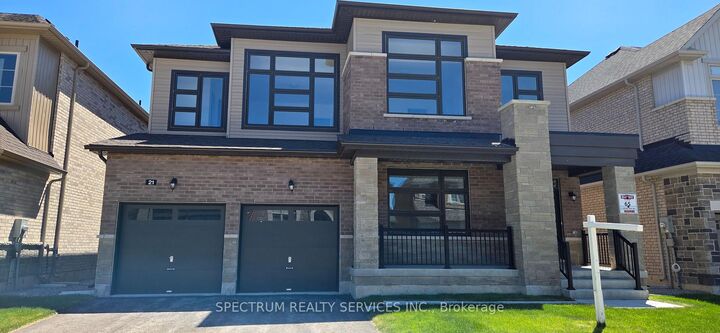 21 Lorrain Hand Crescent — photo 1