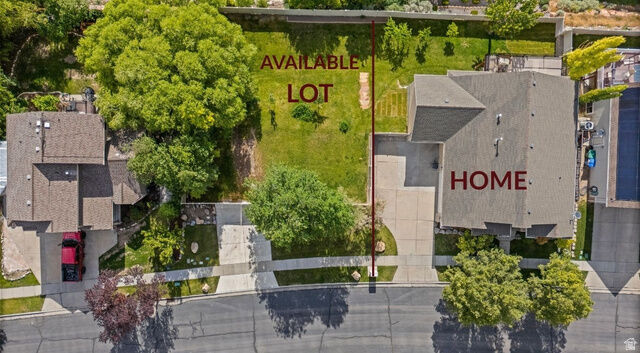 Property Photo: 10479 N Colonial Dr W UT 84062