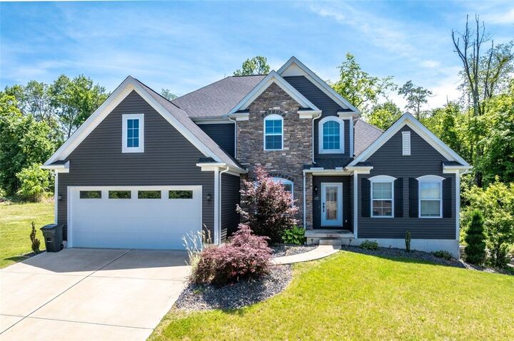 Property Photo: 102 Eagle Lane PA 15067