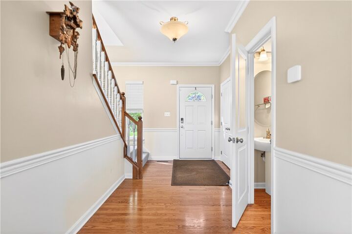 Property Photo:  1072 Woodlawn Drive  PA 15317 
