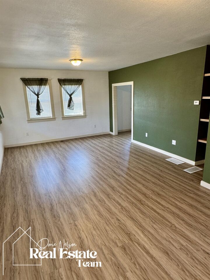 Property Photo: 716 N Beech Street WY 82601