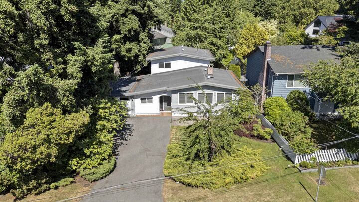 Property Photo: 1448 Farrell Avenue BC V4L 1V4