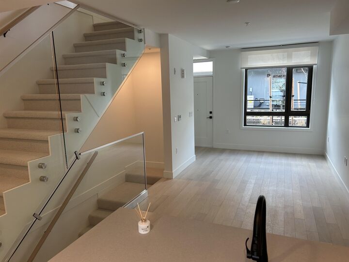Property Photo:  6284 Oak Street  BC V6M 2W4 