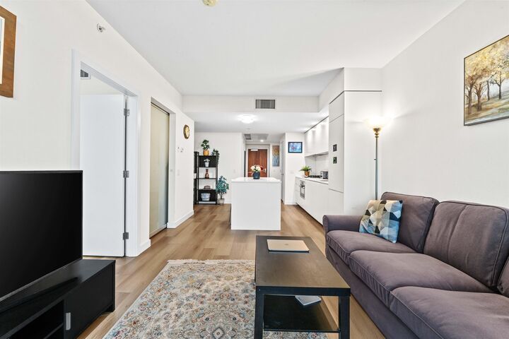 Property Photo: 6463 Silver Avenue 706 BC V5H 0K4
