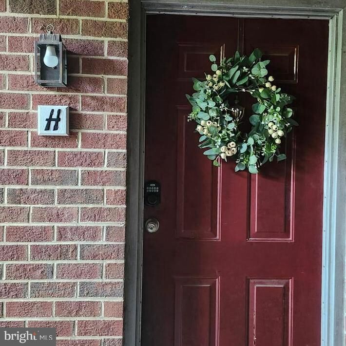Property Photo:  3152 Anchorway Court H  VA 22042 