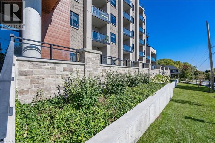 Property Photo: 30 Hamilton Street South 601 ON L8B 1V8