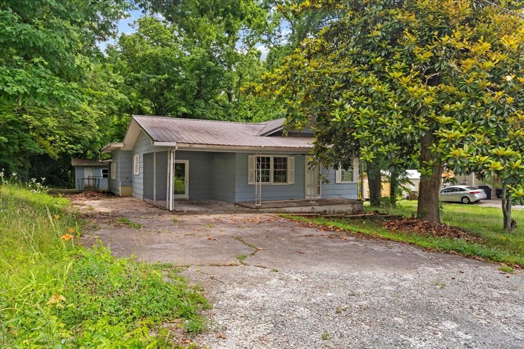 Property Photo:  312 Kay Drive  GA 30721 