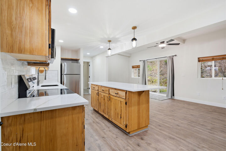 Property Photo: 43143 Riverview Dr Unit 8 ID 83839