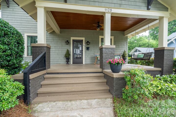 Property Photo: 1128 E 35th Street NC 28205