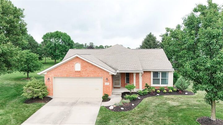 Property Photo:  1208 Mals Way  OH 45342 