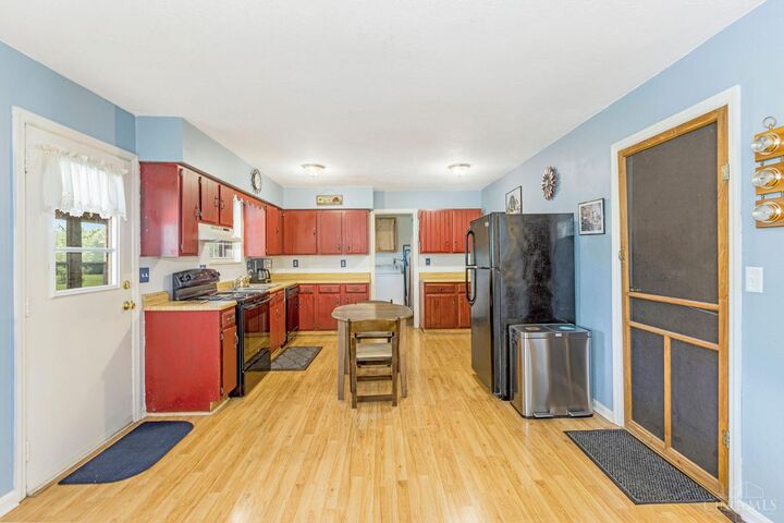 Property Photo:  111 Beechpoint Drive  OH 45056 